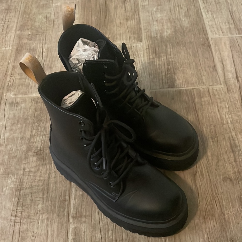 Dr. Martens VEGAN JADON II BOOT MONO PLATFORMS